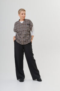 БЛ-124 арт.25-150 M L XL кулирка белая + ЖЛ-044 арт.25-158 (M-XXL) беж.коричн.сникерс+ С-160 арт.25-136 46-56 черный диана 1950